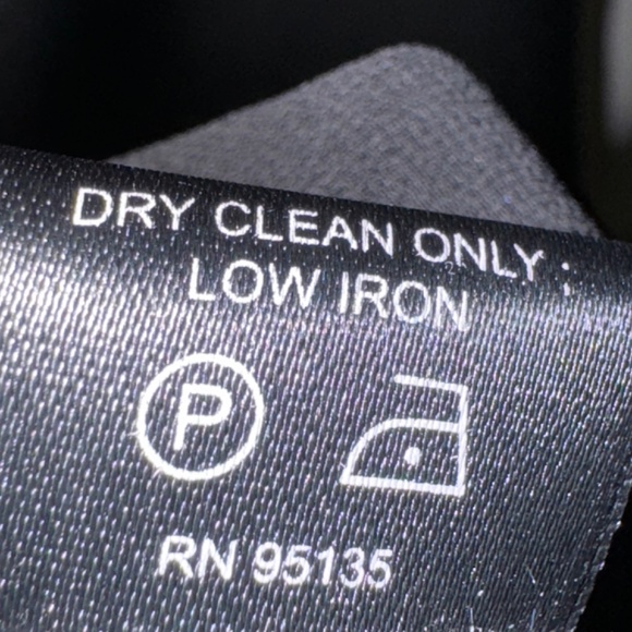 Layfayette 148 New York 100% black silk blouse size 14 - Picture 5 of 5